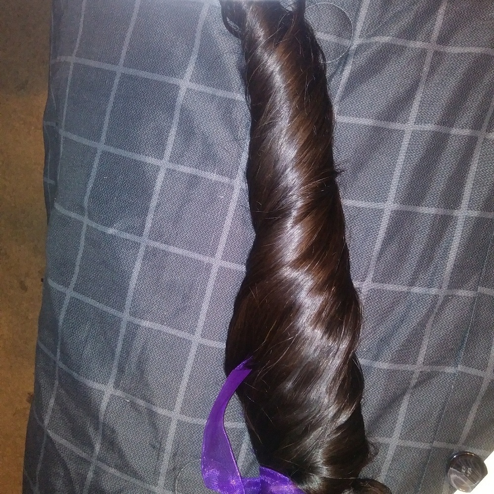 Loose wave hair
